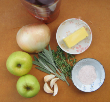 Aromatics for EASY chicken liver & apple pate -- www.mizgee.com